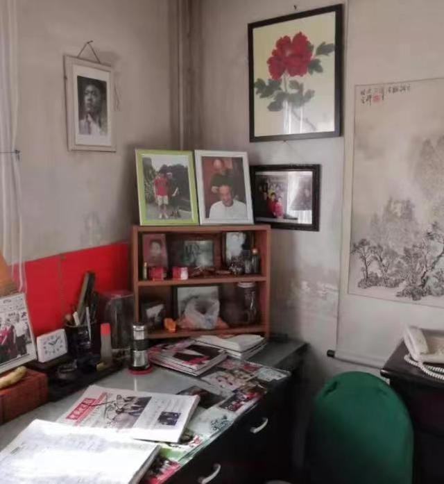 反派|94岁老戏骨因摔倒病重离世，晚年清贫，被誉为“反派艺术家”