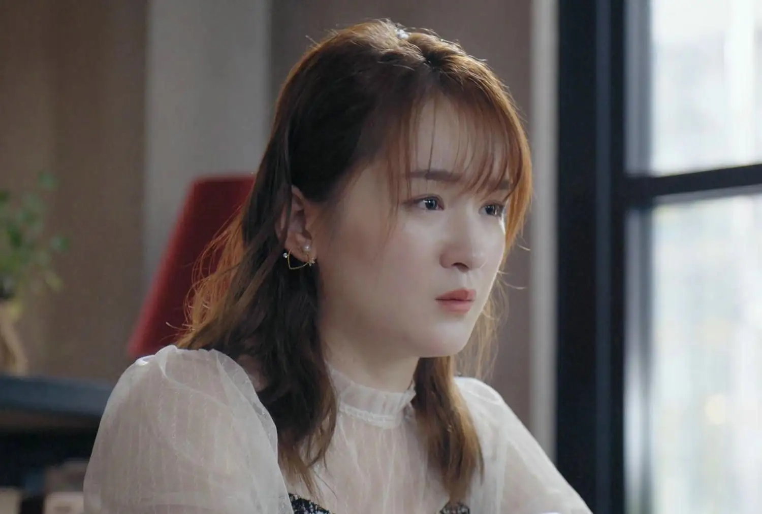 请叫我总监|请叫我总监：尤琪15年，败给权茹茹一个动作，何岳峦的背叛，真狠