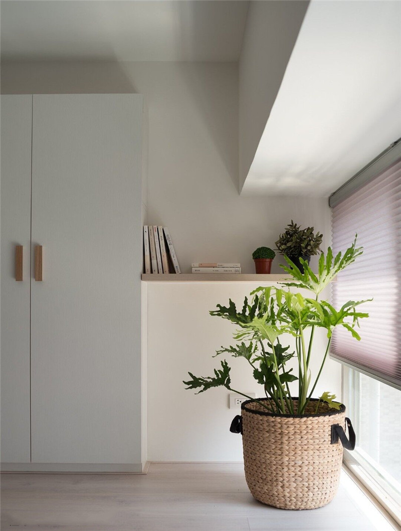 层高4米,竟做出三个跃层空间,每个空间都能直立行走,厉害了