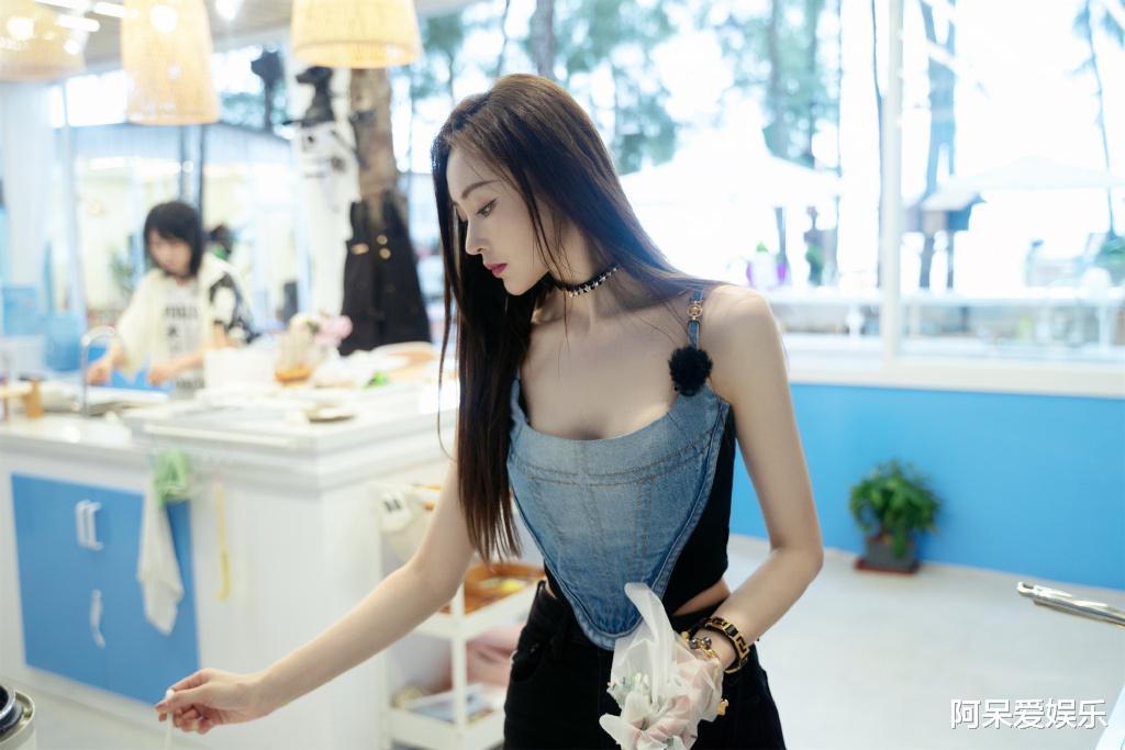 乐队的海边|《乐队的海边》收视率惨淡，顾客指出的问题，节目组一直没解决