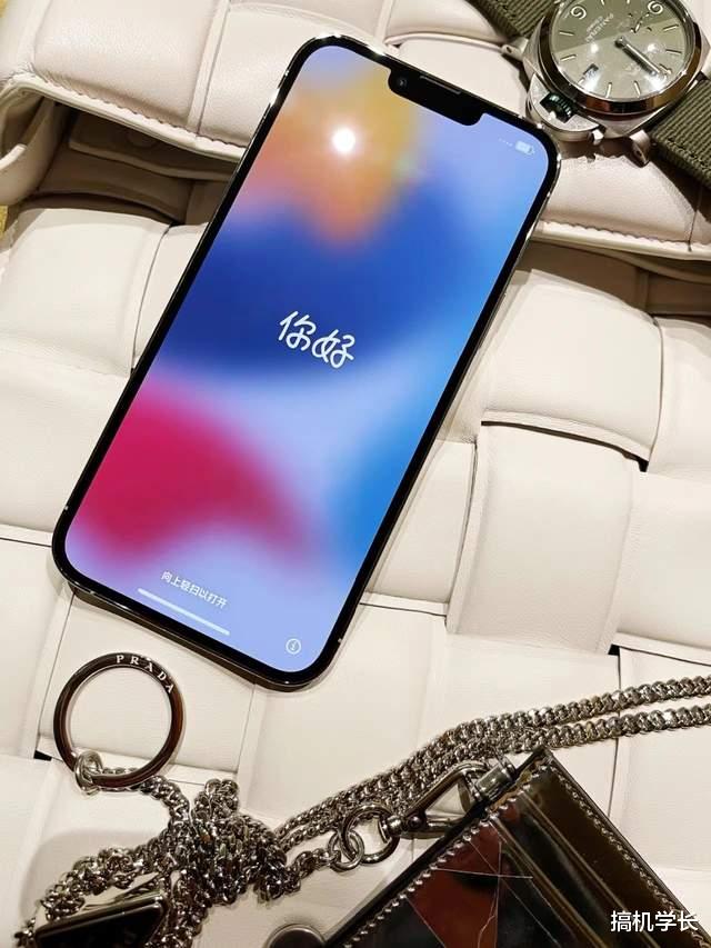 华为|2022年屏幕素质“最强”的4款手机，色彩与护眼兼顾，护眼极佳