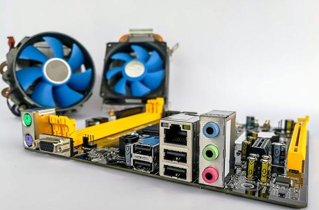 rtx3060|RTX3060和T600有什么区别?3D渲染和建模选哪个好?参数比较