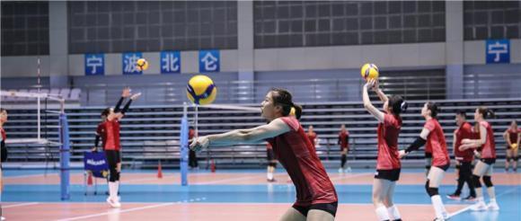 王云蕗|女排漳州集训曝光！王云蕗成李盈莹对角，两大原因让她跻身主力！