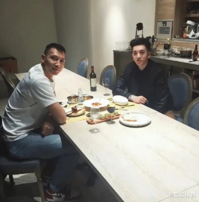 易建联|你羡慕易建联生涯赚超3亿薪水?看完这5张照片 你就不会了