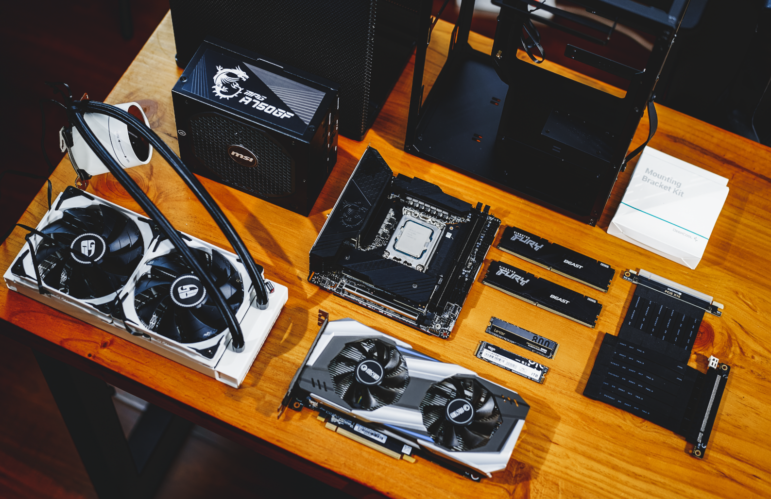 显卡|乔思伯VR3体验：显卡主板分离设计，“垃圾桶”附体的ITX机箱