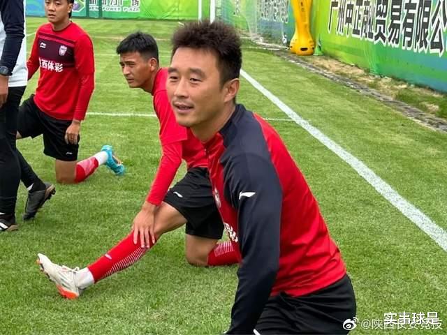 西北狼|青岛后防悍将首现西北狼镜头，官宣或倒计时，此前深情告别老东家
