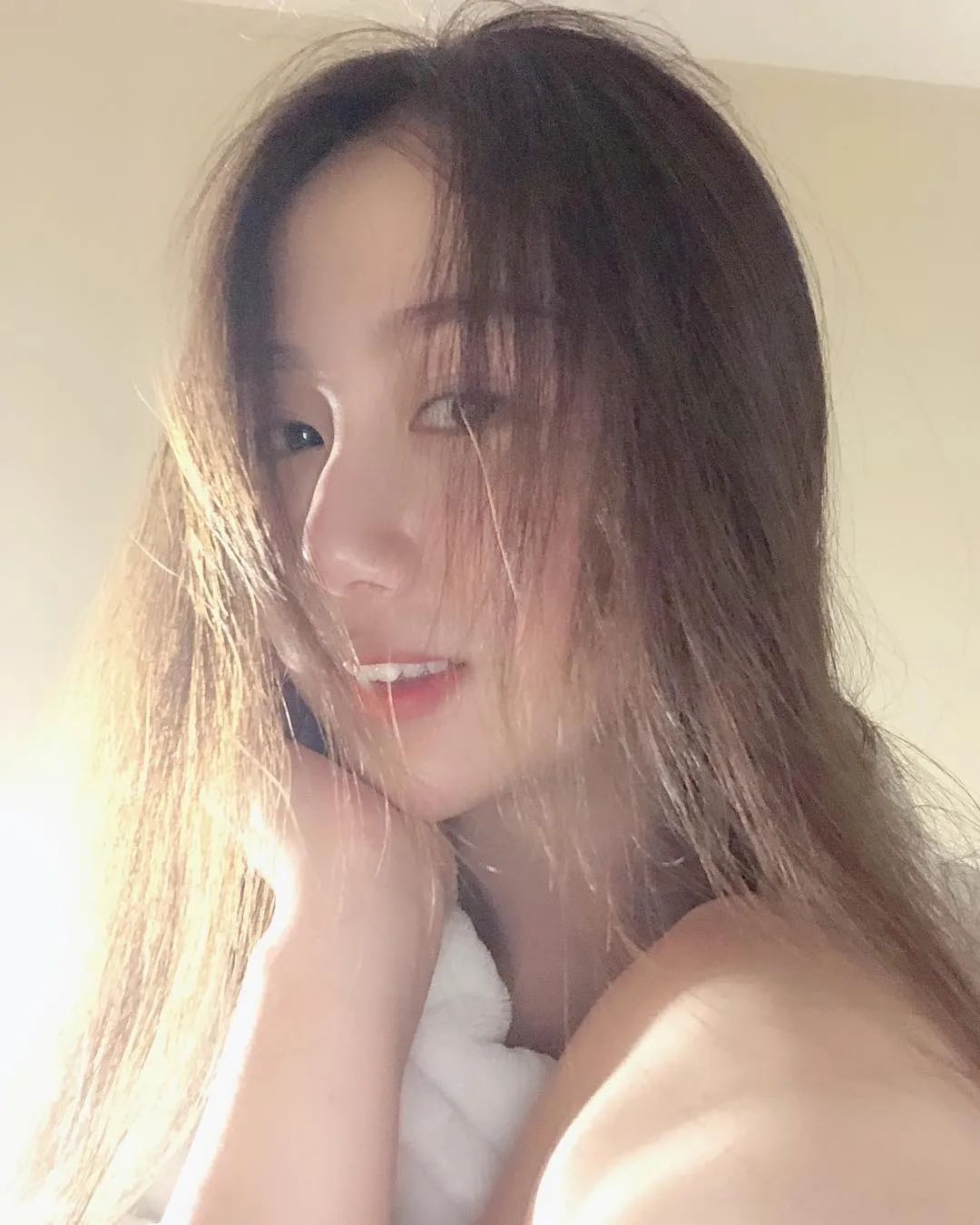 陈露||孙悦小娇妻陈露，近日ins更新私密靓照