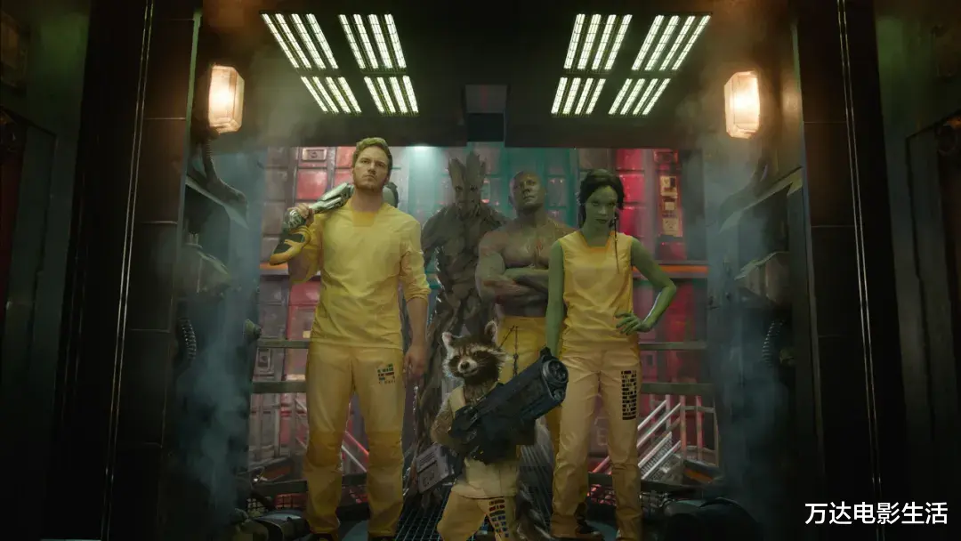 史密斯|开年第一部限制级超英剧，又嗨又猛