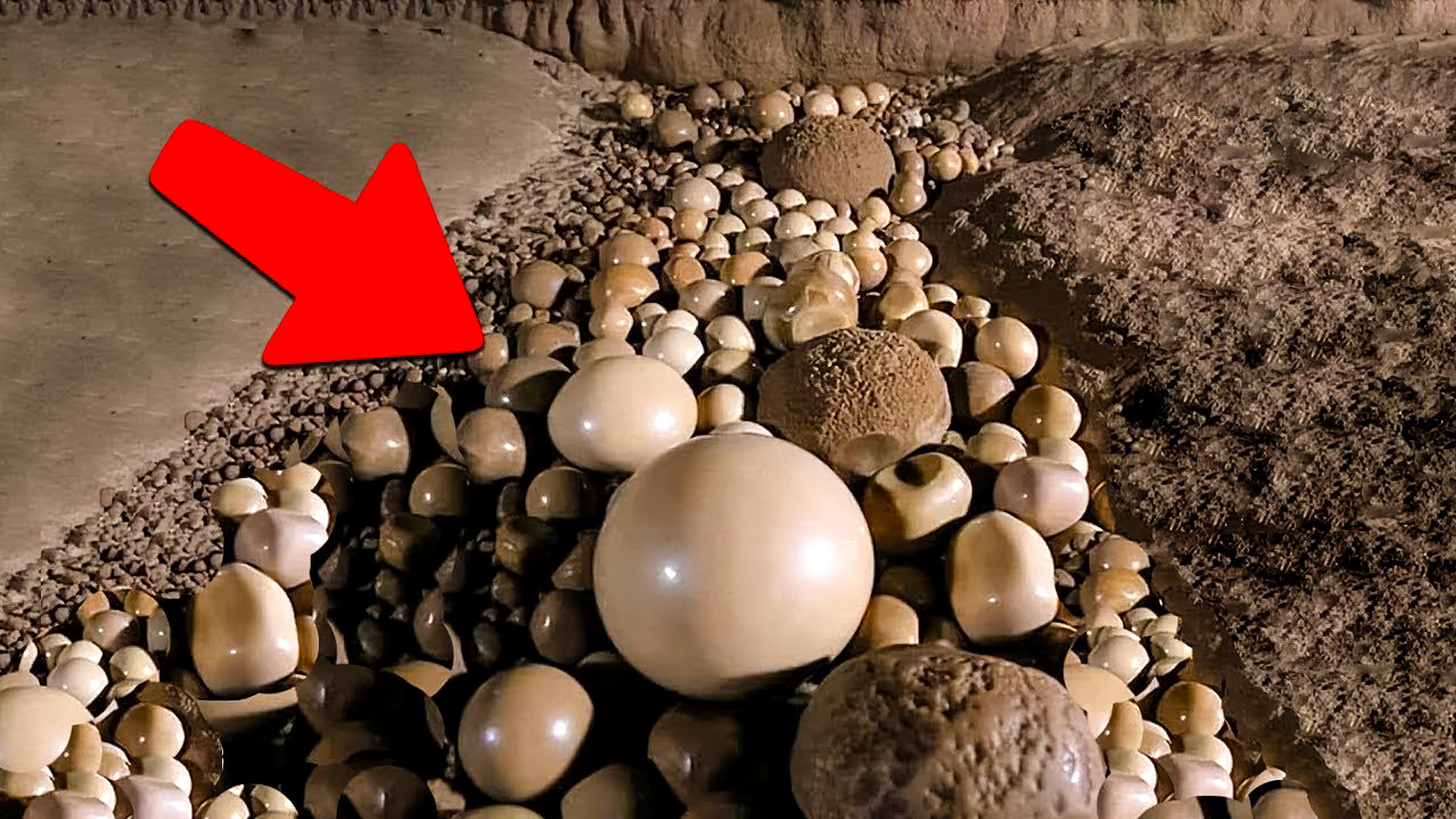 洞穴中发现的3种奇怪东西，看起来难以置信，大自然鬼斧神工