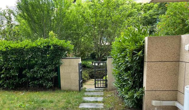 别墅|以为捡到便宜？一楼带花园的房子，到底有啥问题，过来人告诉你！