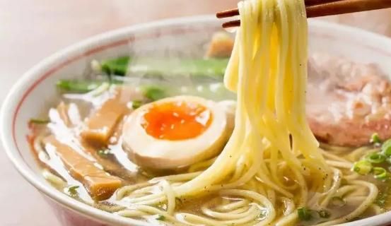 面条|长期吃面条,对身体有益还是有害呢?不妨听听医生怎么说