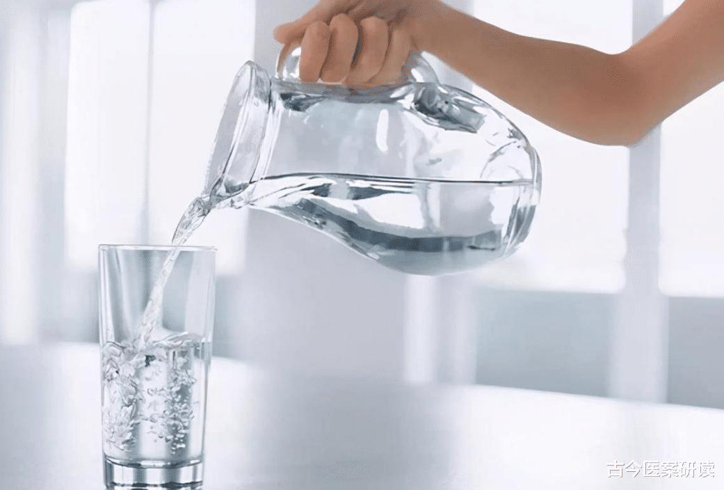 痛风|尿酸高还爱吃这四种调料？痛风不找你才怪！摆脱痛风要忌口