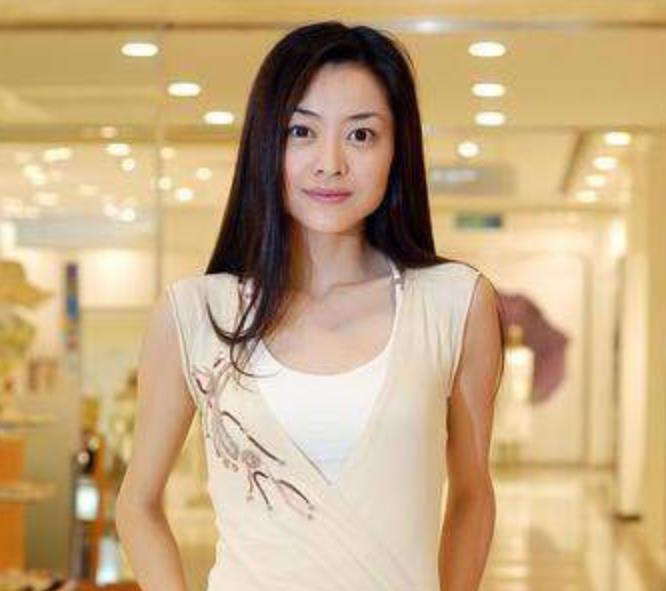 熊黛林|颜值变化大的明星，熊黛林削腮帮子，谢楠的脸从扁平变立体