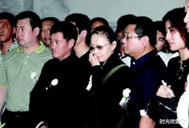 何庆魁|何庆魁：高秀敏去世后转身回到妻子身边，17年过去，他怎么样了？