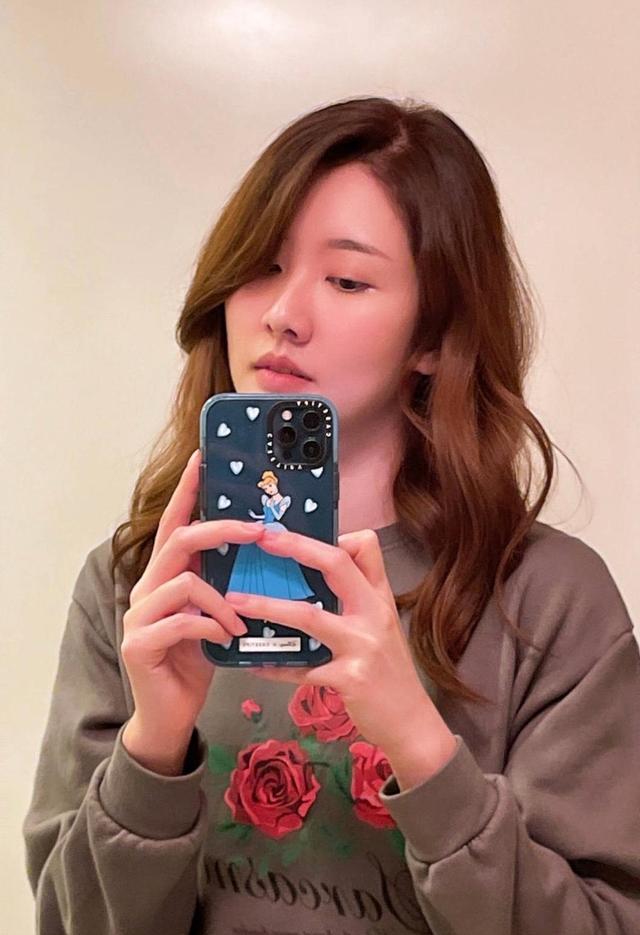 TVB|邓佩仪已消失幕前大半年，她会不会成为TVB下一个退圈小花呢？