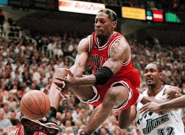 西甲|NBA得分王、篮板王、助攻王、抢断王最长连庄是多久？分别是谁？