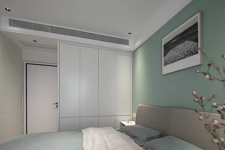 60m2小户型,日式风格+无主灯设计,几乎把小空间的利用率发挥到了极致