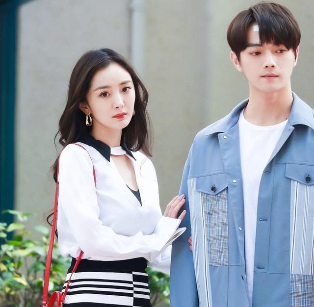 Angelababy|罗云熙白鹿帮忙宣传,导演赞其专业敬业,baby新剧该夸吗?