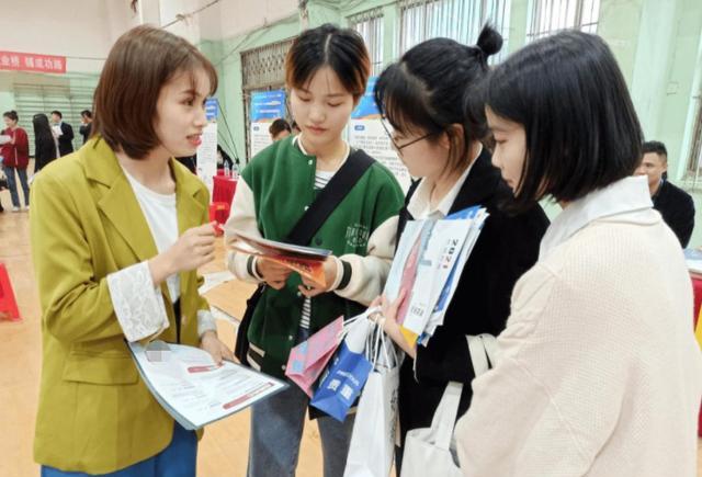 本科生|本科生“喜从天降”，又一军工企业公开招聘，入职年薪15万起步