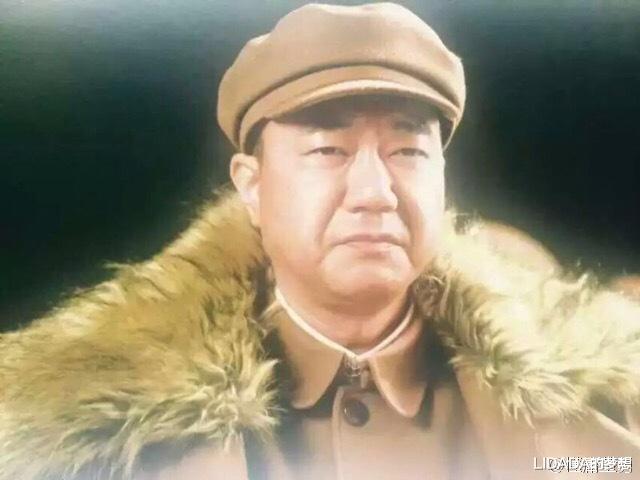 董勇|他是观众最喜欢的老戏骨，46岁与郑佳艳组建了幸福的三口之家