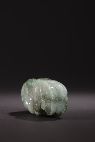 翡翠|回流-天然翡翠祥龙纹把玩件