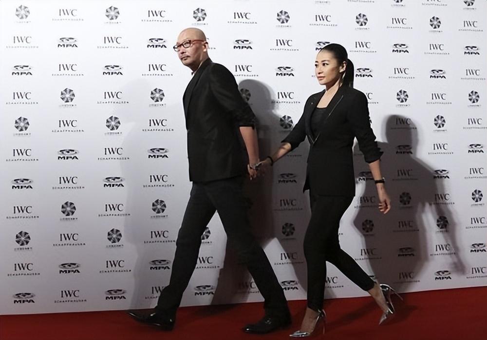 赵露思|一天,导演管虎看着女儿,突然质问妻子:你认识郭德纲吗?