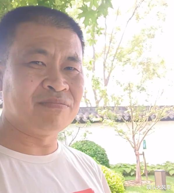 余秀华|余秀华同意见面？鱿鱼才子求爱添新文：天作媒心相印，转机来了