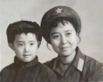 冯雷|冯雷:46岁还单身,父母怀疑他有问题,你们放心,我是正常男人