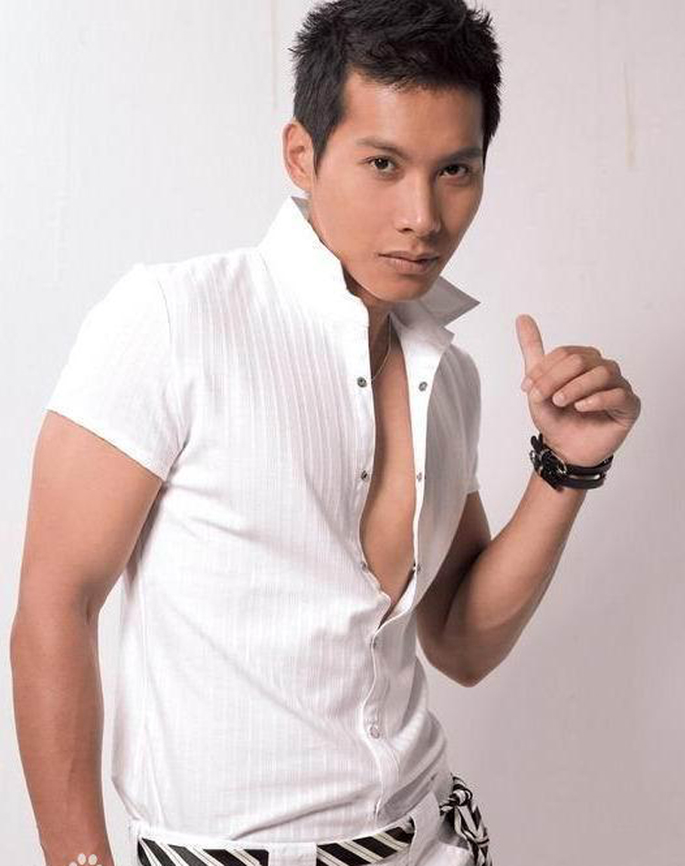 阿雅|曾爆红的“洗剪吹”男团183club,以当今眼光看,谁颜值更拖后腿