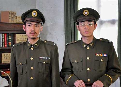 英雄岁月之王牌部队|王牌部队：9年前的娘娘腔，如今变硬汉团长，肖战“与狼共舞”了