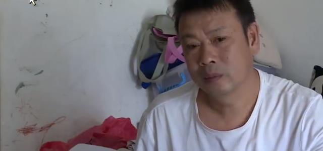 男子因邻居一句闲话纠结十年,坚持做亲子鉴定,结果出来瞬间崩溃