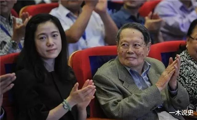 翁帆|相差54岁的“祖孙恋”，翁帆：为了杨先生，我16年来都是早睡的