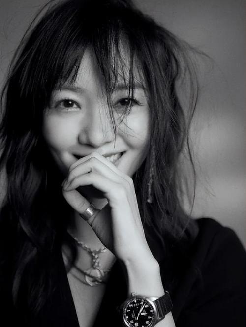 齐溪|齐溪是谁？凭奇迹笨小孩拿下最佳女配，和王传君恩爱互动