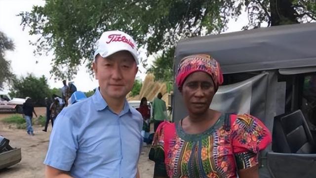 10多万中国男人在非洲务工,为啥都不愿意回国,原因很现实