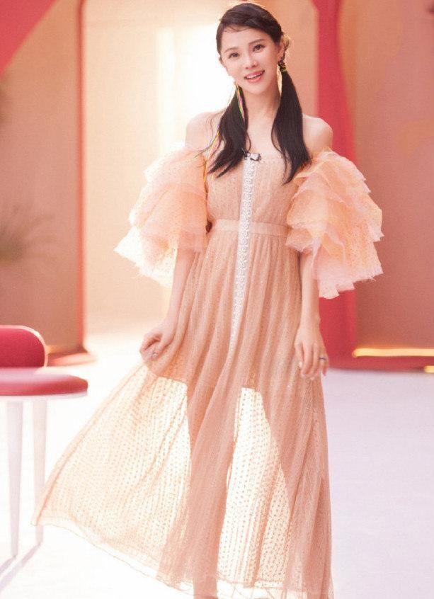 安妮·海瑟薇|2008年,张宇提醒好朋友庾澄庆:“你老婆伊能静,最近有点诡异”