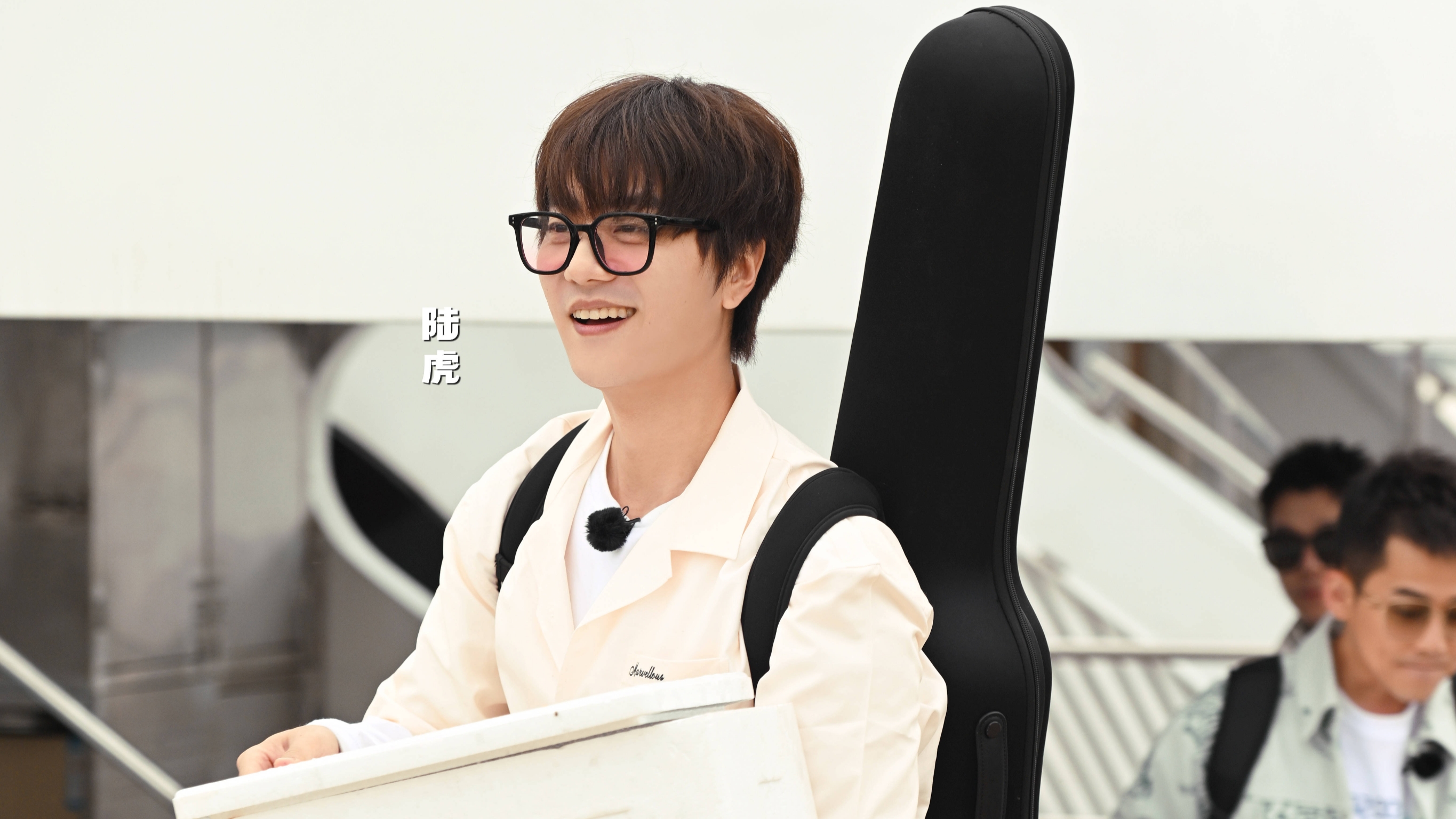 赵丽颖|四千多的鱼被“砍”到九百元，《快乐再出发》的节目组穷得很明显