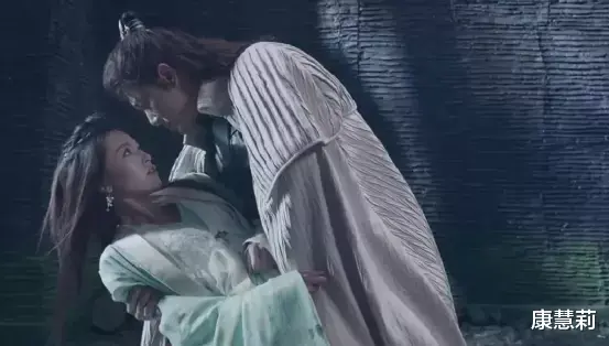 古天乐|《新倚天》全员脸垮，古天乐方中信又黑又老，女主团整容脸明显