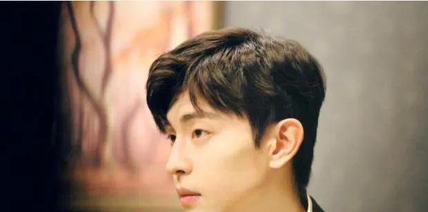 张若昀|邓伦翻车,撕开了娱乐圈的遮羞布