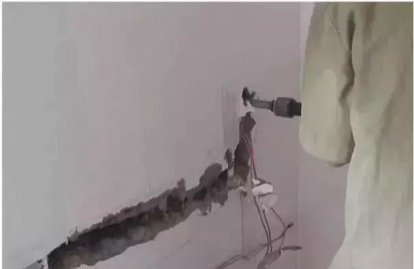 心黑到骨子里!工人这8个偷工减料行为毁我新房!装修还能靠谱吗