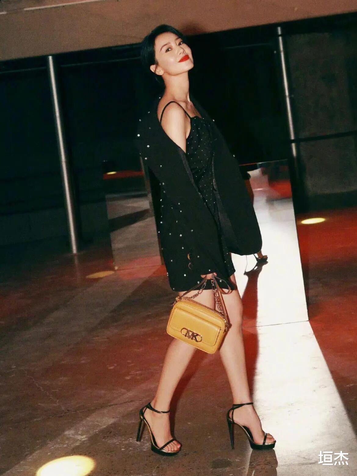 穿衣搭配|看了高圆圆的造型才知道，原来西装还能这样穿，真新潮