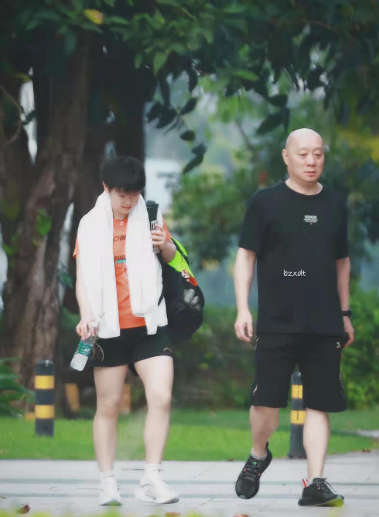 广东男篮|又一功勋教练离职！孙颖莎跻身世界第1再无人主管，恩师前来支援