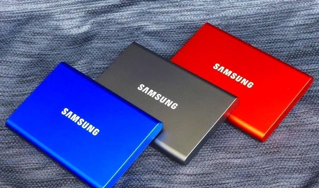 吉视传媒|年前入手大容量移动固态硬盘：三大品牌应该选哪一款？