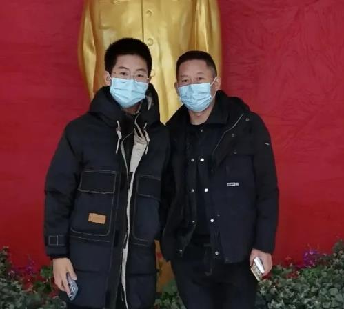 明星|孙卓少年相片被流出，五官很清秀，网友：怪不得打小就受别人欢迎