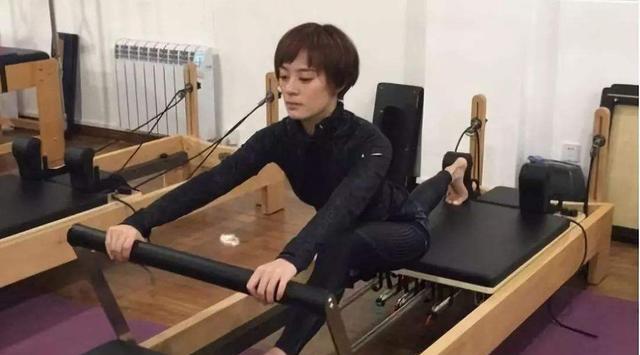 卸妆 提醒:瓜子和花生,一个易长胖,一个助减肥,看看你吃对了吗?
