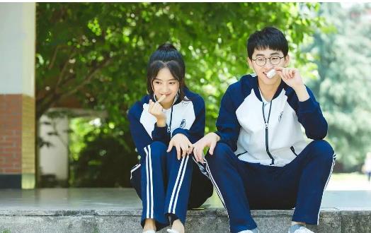 女学生|男老师和女学生事件后续，“不雅”聊天记录曝光，家长：枉为人师