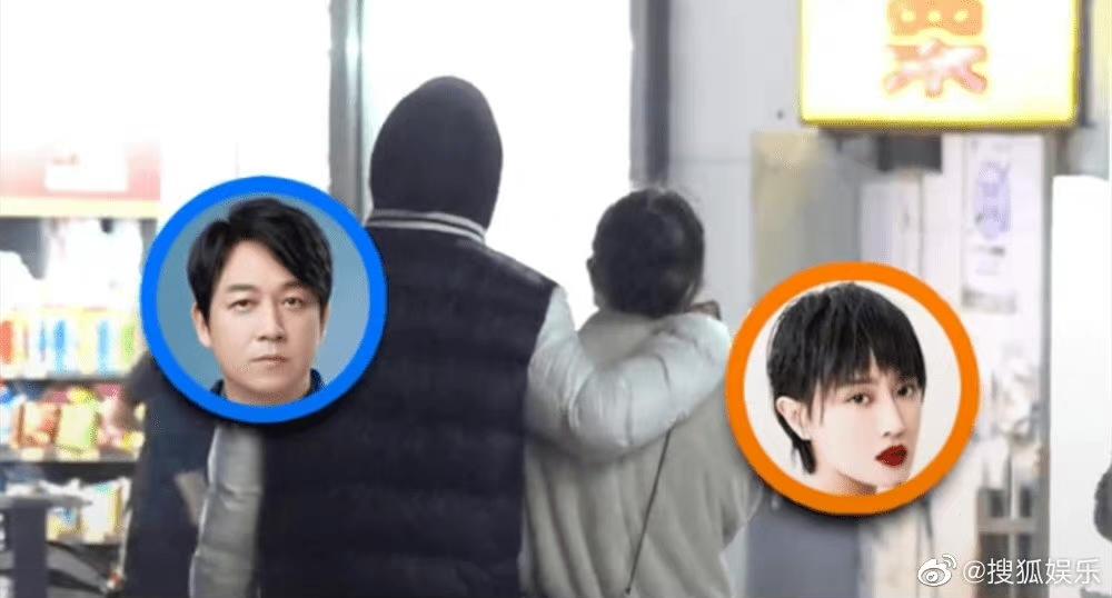 |潘粤明带小女友聚餐,二人相差十岁交往五年,同框超甜似老夫老妻