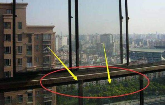开发商装的阳台栏杆要更换吗?装修前一定要了解,不然将来吃大亏