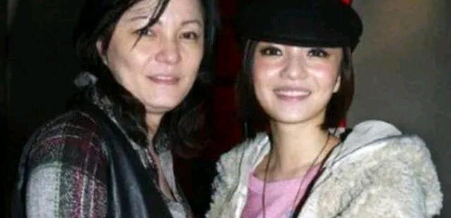 张韶涵|王牌怎么想的？一期节目同时消费张韶涵华晨宇，拿他们的妈妈说事