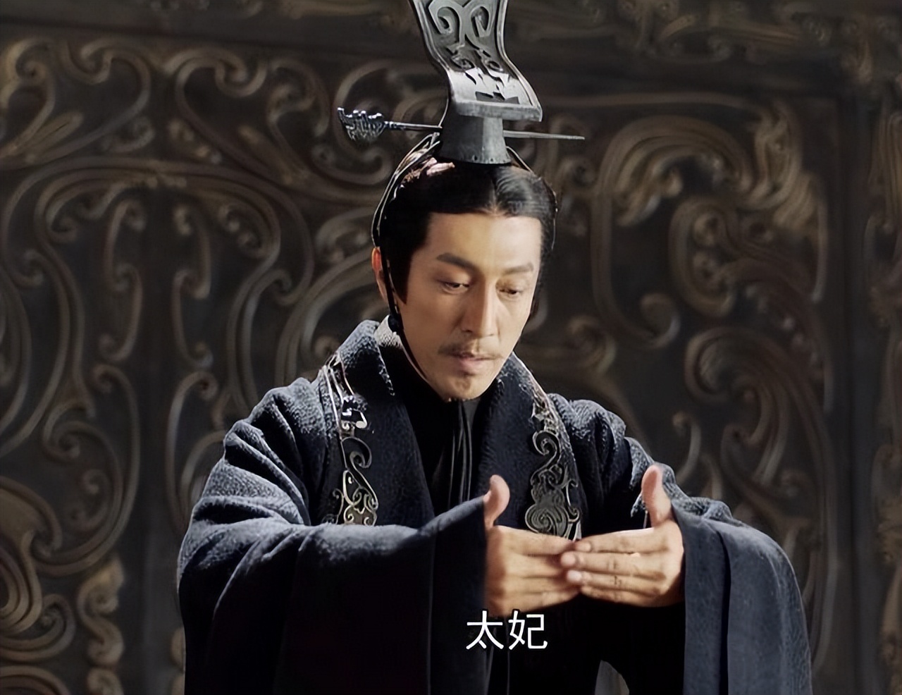 颖儿|拼命三娘颖儿,为出演《山河月明》暴瘦26斤,刚出月子就见制片人