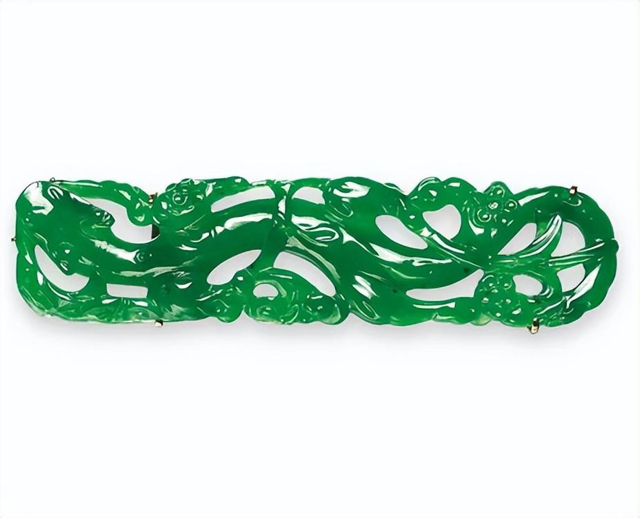 翡翠|克价过万和克价百万.翡翠与和田玉哪个更值得收藏